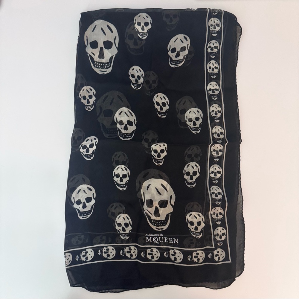 Alexander McQueen Black and White Skull Scarf